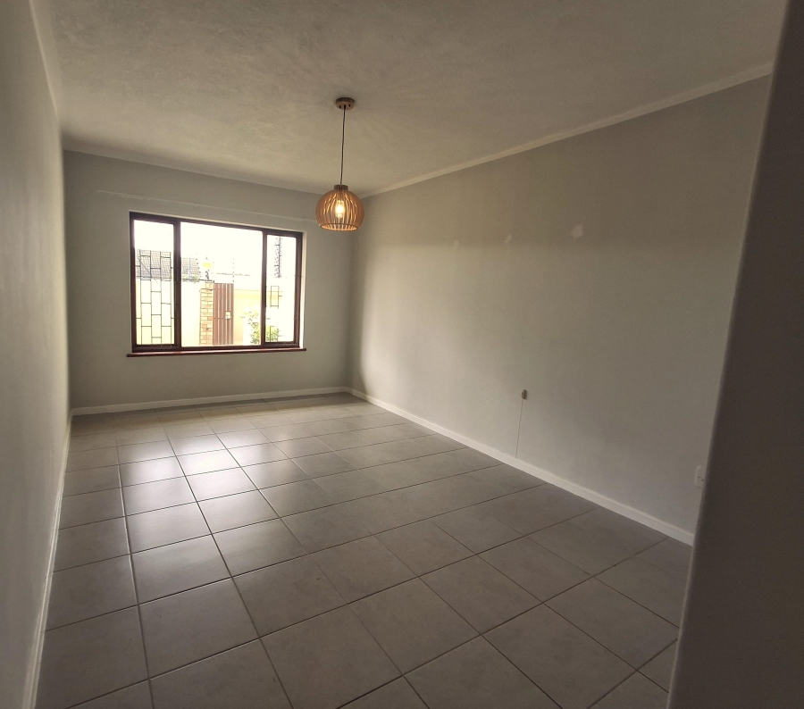 2 Bedroom Property for Sale in Walmer Eastern Cape